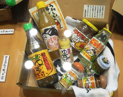 E9A6ACE8B7AFE8BEB2E58D944