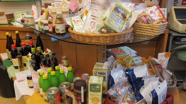 img_990219_32255604_1